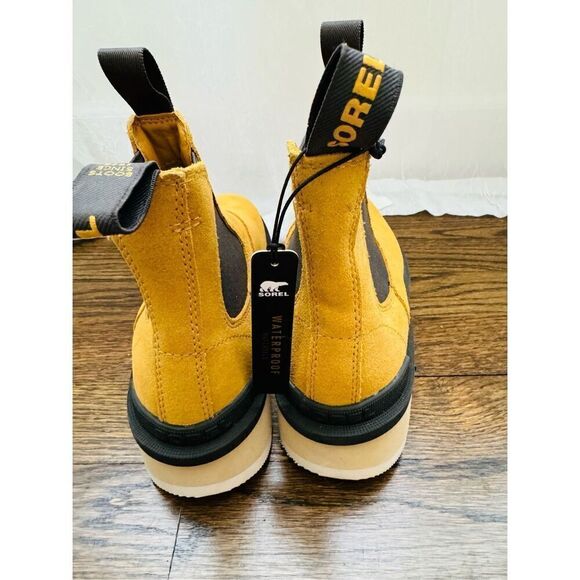 Sorel NWOT Hi Line Chelsea Ankle Boots - Picture 6 of 11